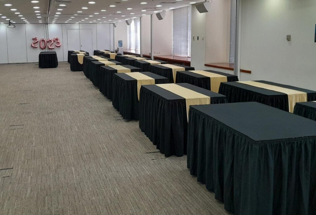 meja kotak murah